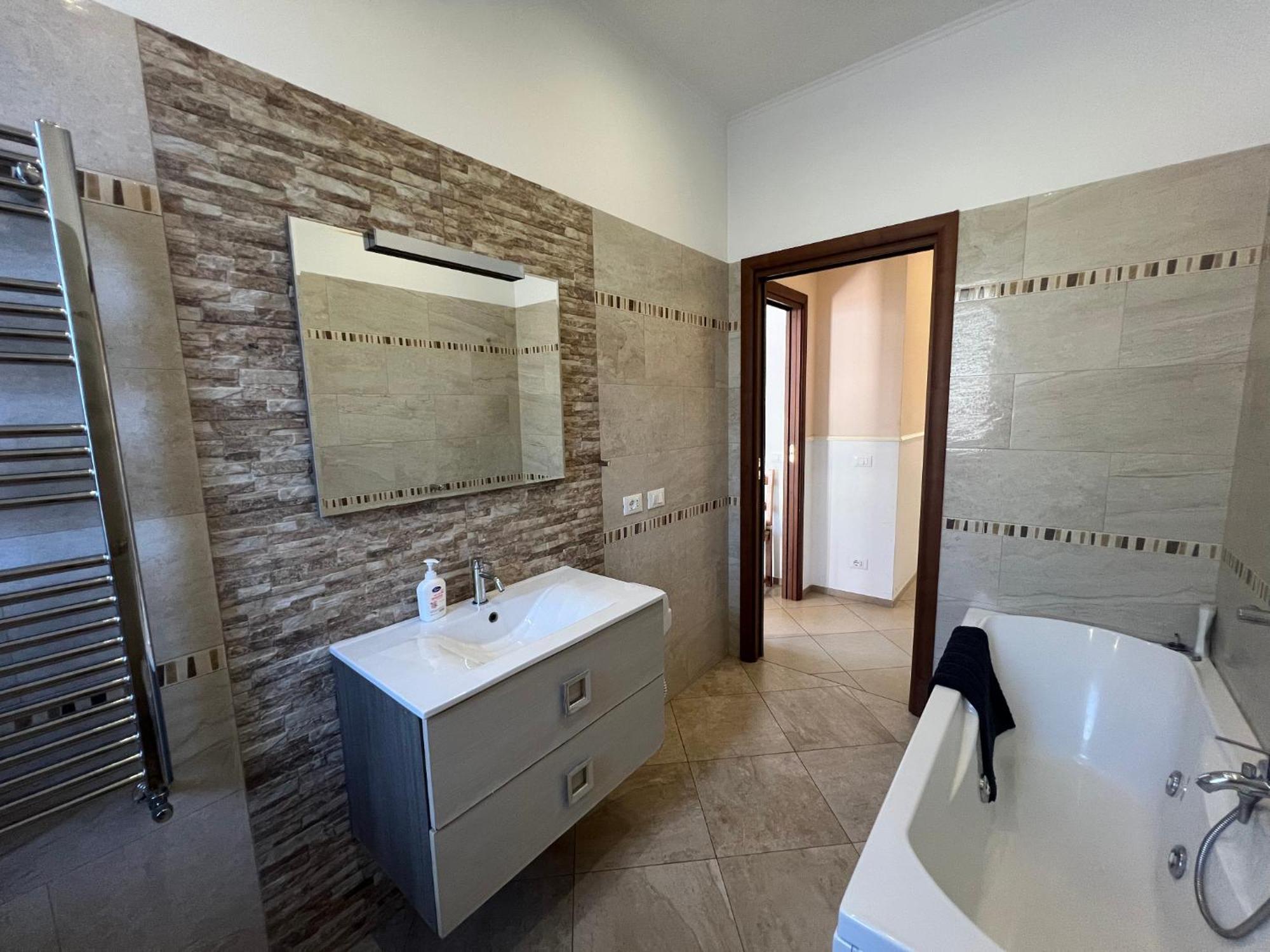 -5 Min From Bus Stop-Free Parking Exterior foto